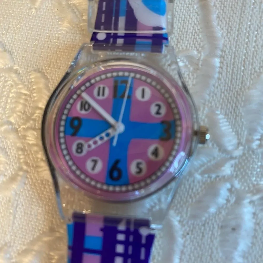 🛍Women’s Tonnier Stainless Steel Quartz Watch